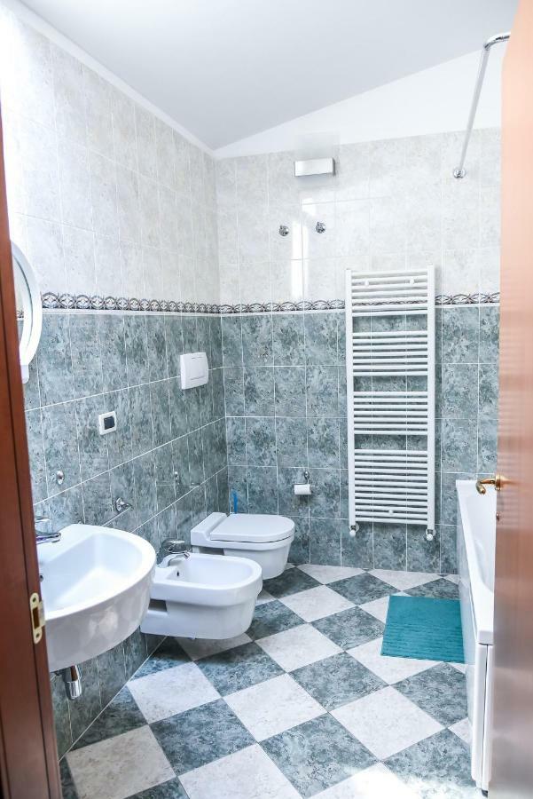 Apartament Attic Aries Montesilvano Marina Zewnętrze zdjęcie